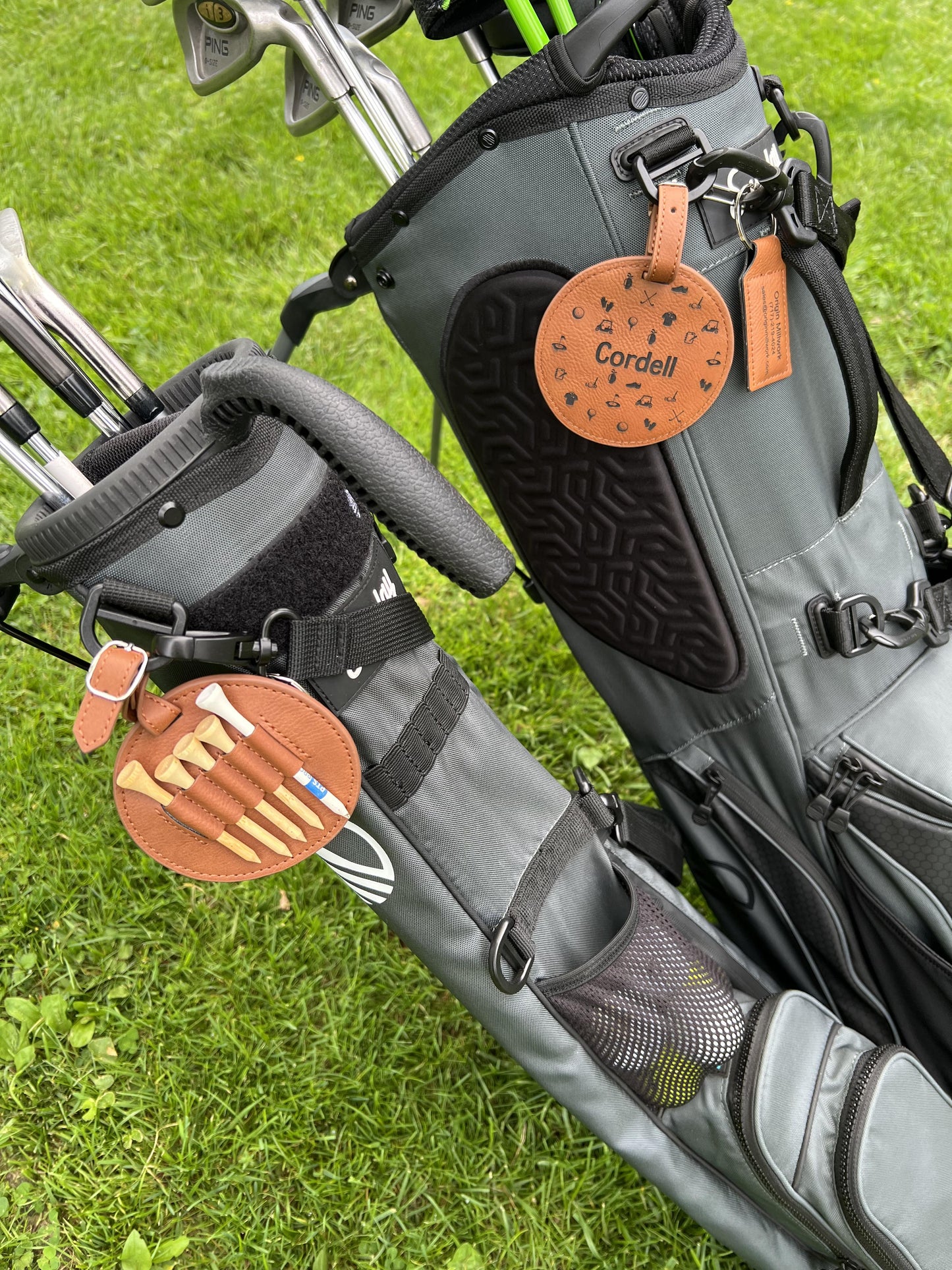 Personalized Golf Bag Tag - Custom Golf Tee Holder